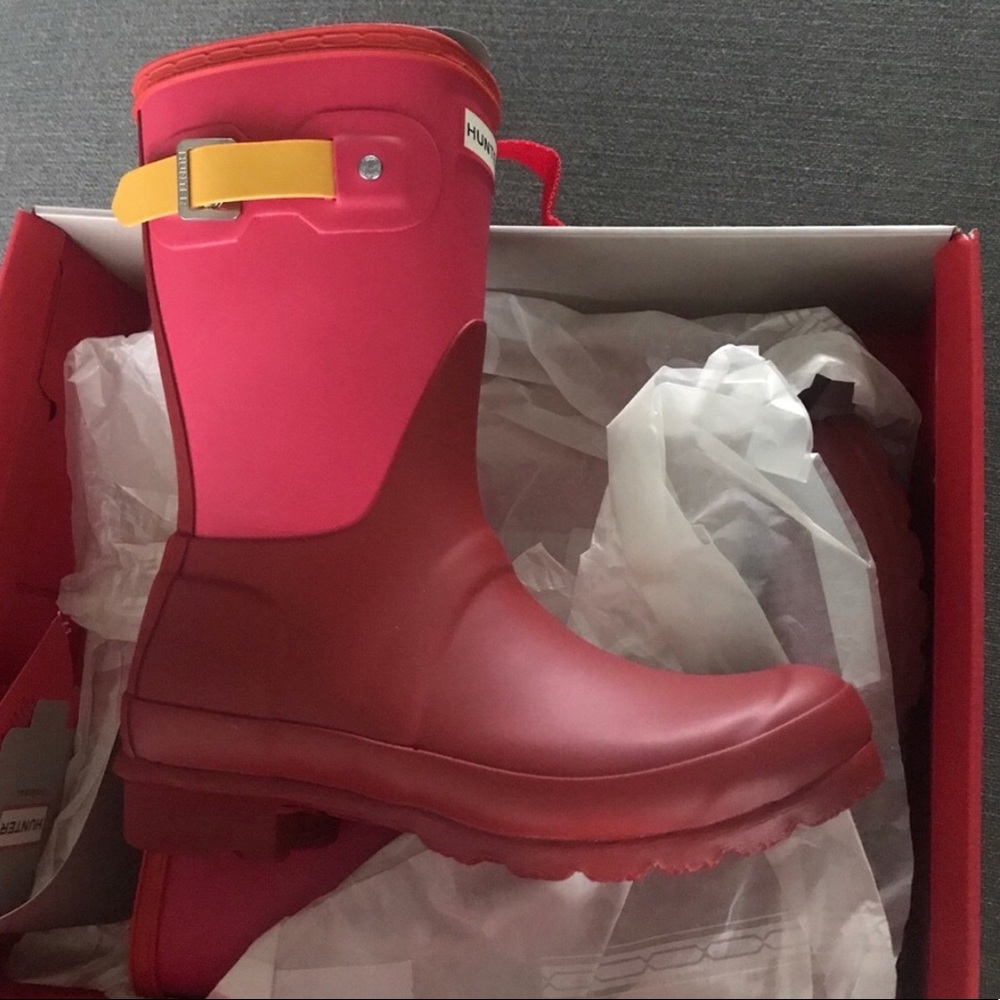 ❌SOLD❌ Hunter Short Colorblock Waterproof RainBoot - Picture 5 of 5